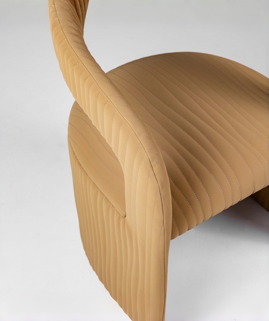 Modern Quilted Faux Leather Dining Chair with Integrated Metal Frame - 图片 6